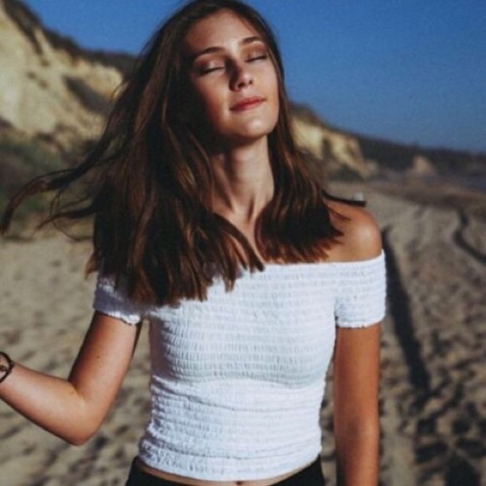 Brandy Melville White off the shoulder top